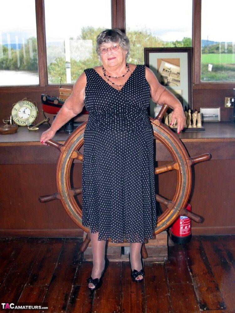 Fat British nan Grandma Libby masturbates in stockings while on board a boat - #14