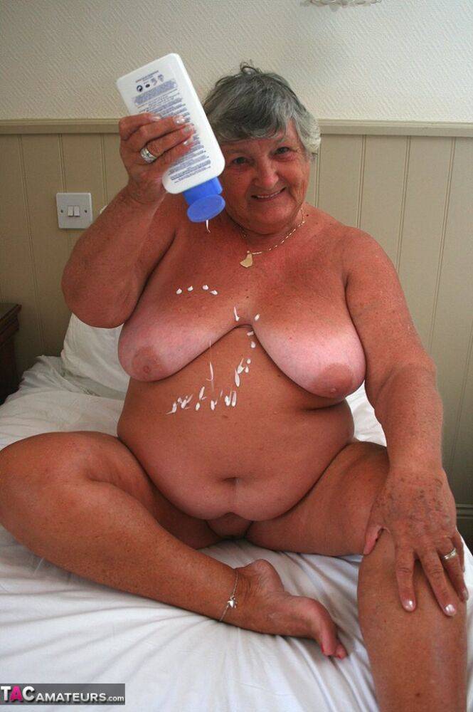 Obese senior citizen Grandma Libby gets naked before masturbating with a toy - #9