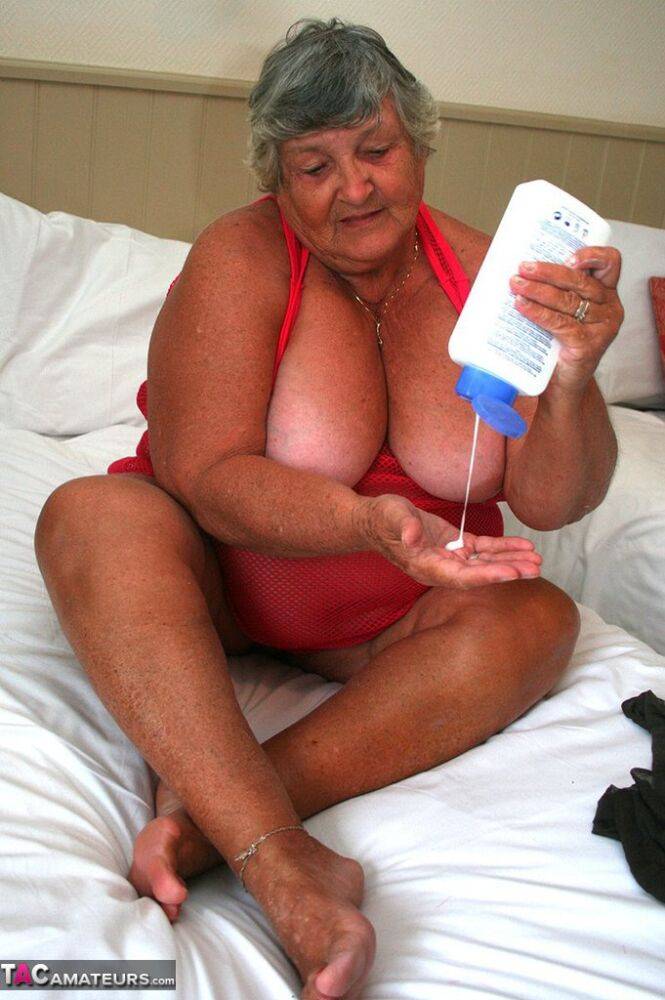 Obese senior citizen Grandma Libby gets naked before masturbating with a toy - #7