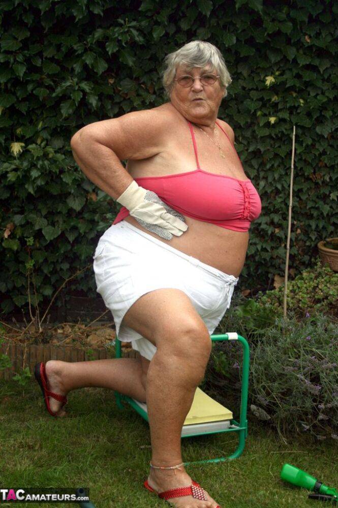 Fat nan Grandma Libby bares her huge ass before licking a nipple in her yard - #10