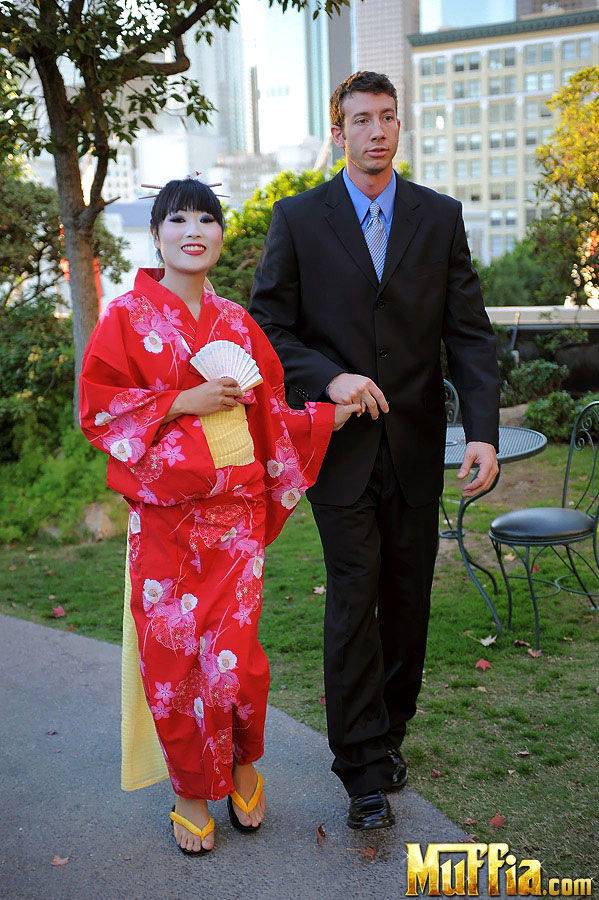 Japanese Geisha pleasures a white man she just met in a public park - #10