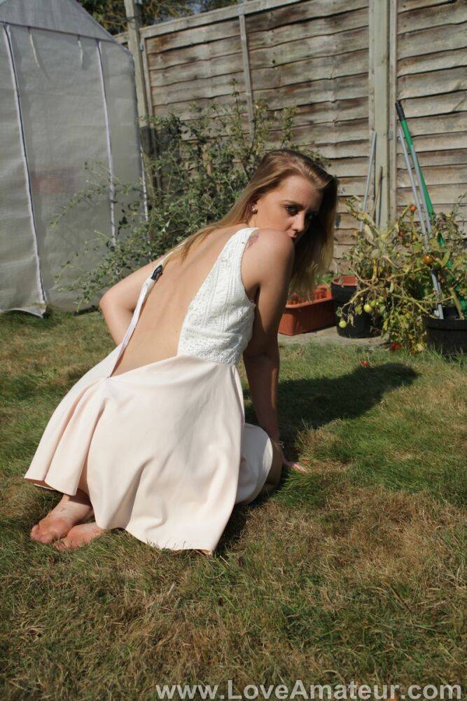 First timer Kaylee unzips a white dress to get naked in the backyard - #9