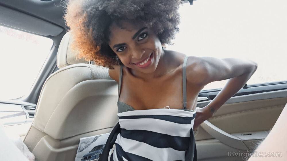 18-year-old black girl loses her virginity inside a vehicle to a white boy - #6