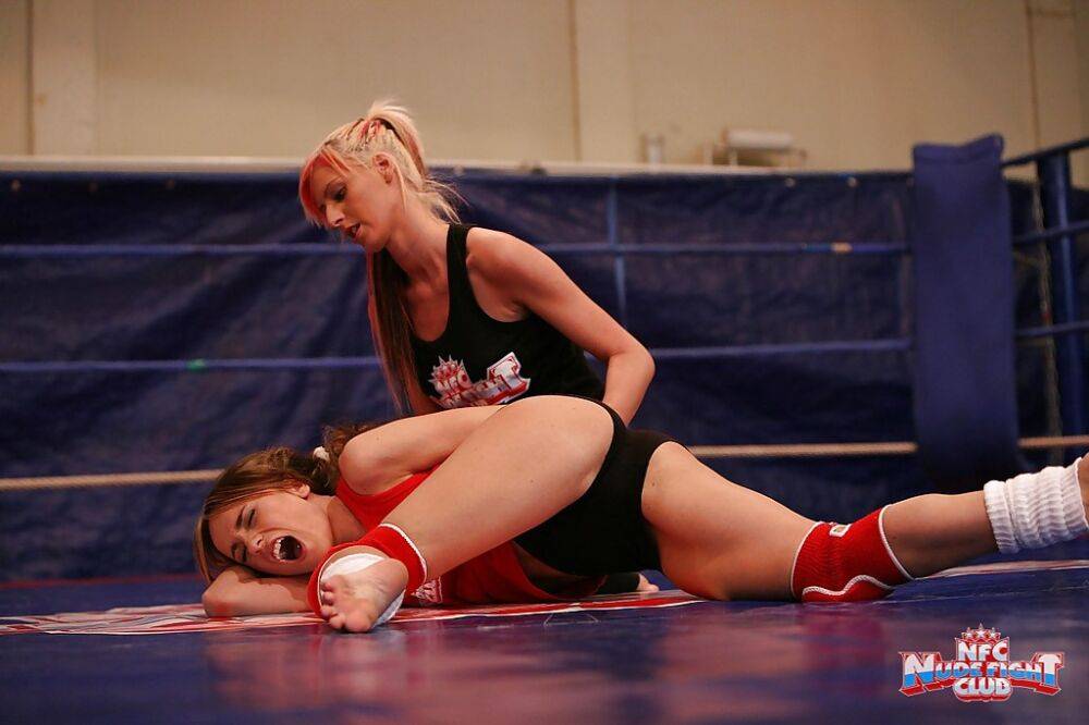 Sporty lesbian chicks have some non nude catfight fun in the ring - #9