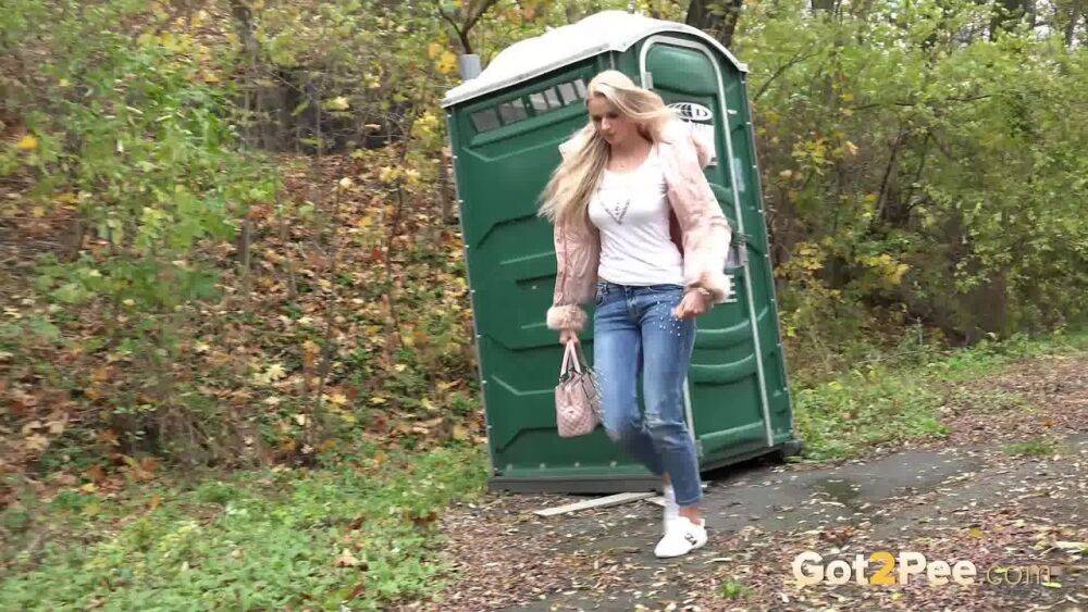 Blonde Katy Sky has to drop her jeans & pee in public because of locked toilet - #4