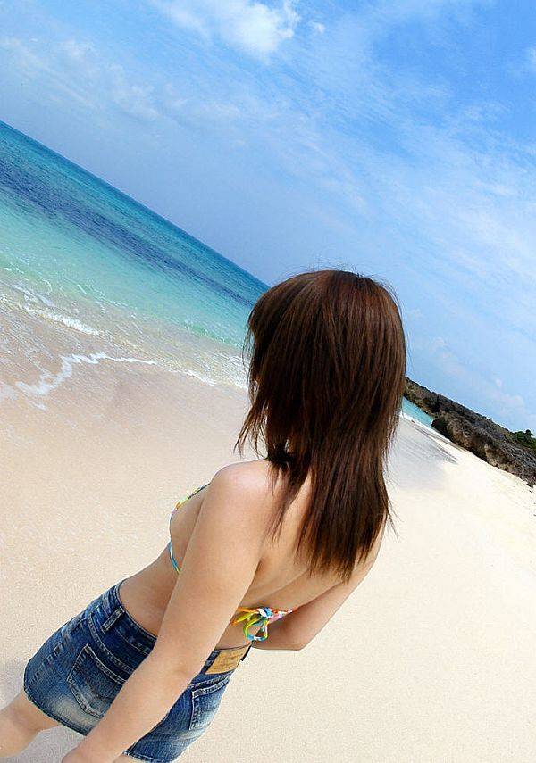 Japanese teen Chikaho Ito models non nude at the beach in a bikini - #2