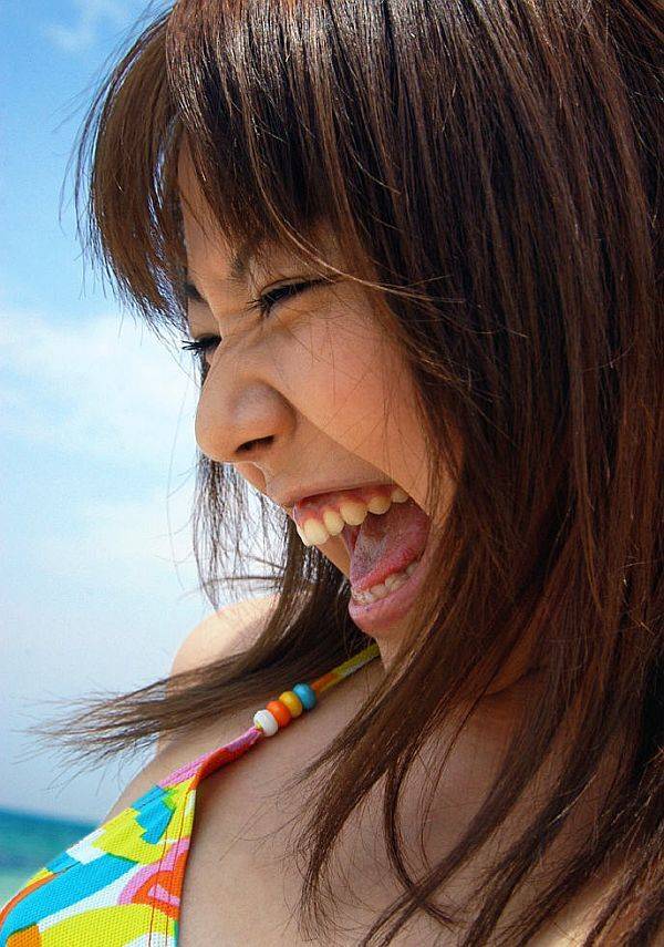 Japanese teen Chikaho Ito models non nude at the beach in a bikini - #10