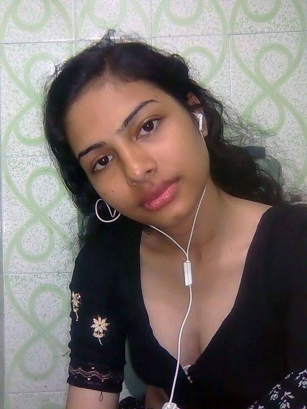 Indian wife listens to music while setting her natural tits free - #3