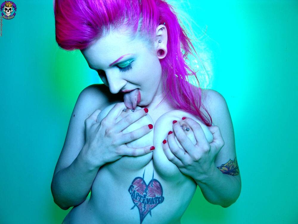 Goth model with pink hair Xanthia Doll pinches the nipples of her big naturals - #10