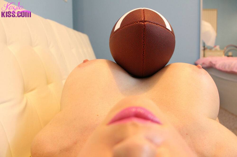 Hot sports girl Kayla Kiss bares round big tits & poses nude with football - #4