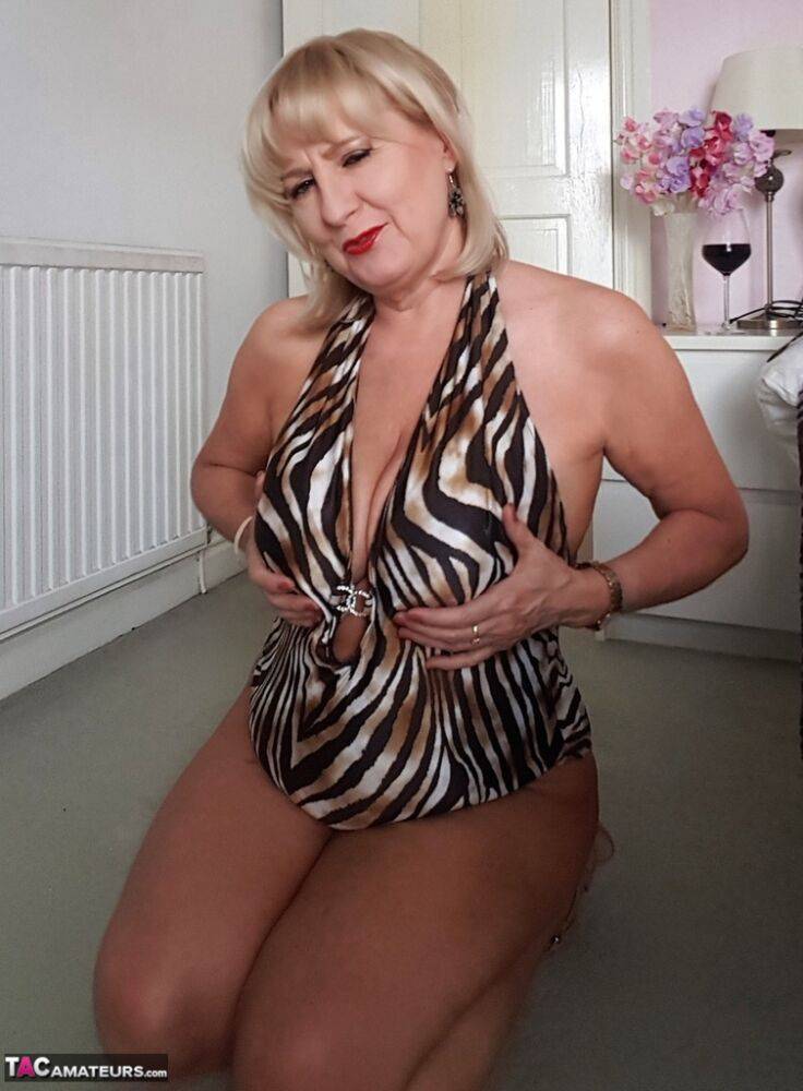 Chubby mature lady shows her big naturals and pussy for the first time - #12