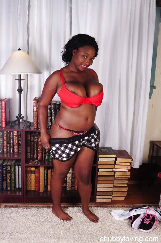 Ebony mature with big tits Marie is showing off in a lingerie - #15