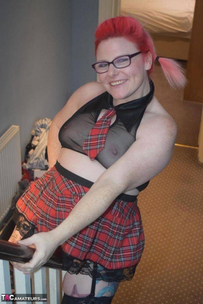 Mature amateur Mollie Foxxx exposes herself in schoolgirl attire - #16