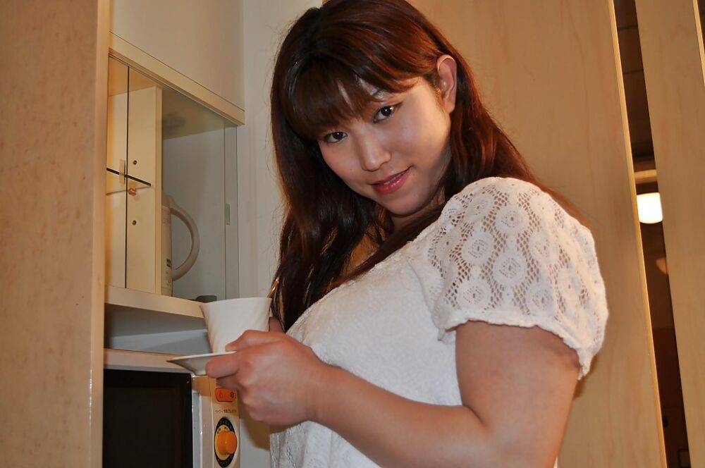 Fatty asian MILF Kumi Shibahara undressing and vibing her slit - #8