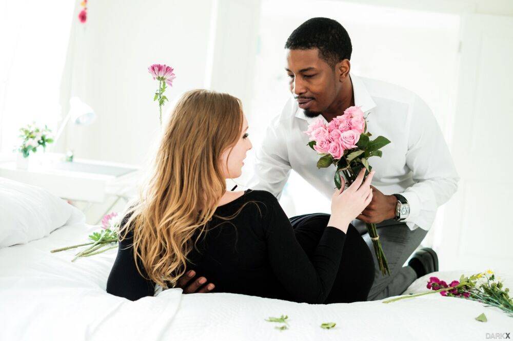 Pretty teen Daisy Stone is gifted flowers prior to interracial anal sex - #6