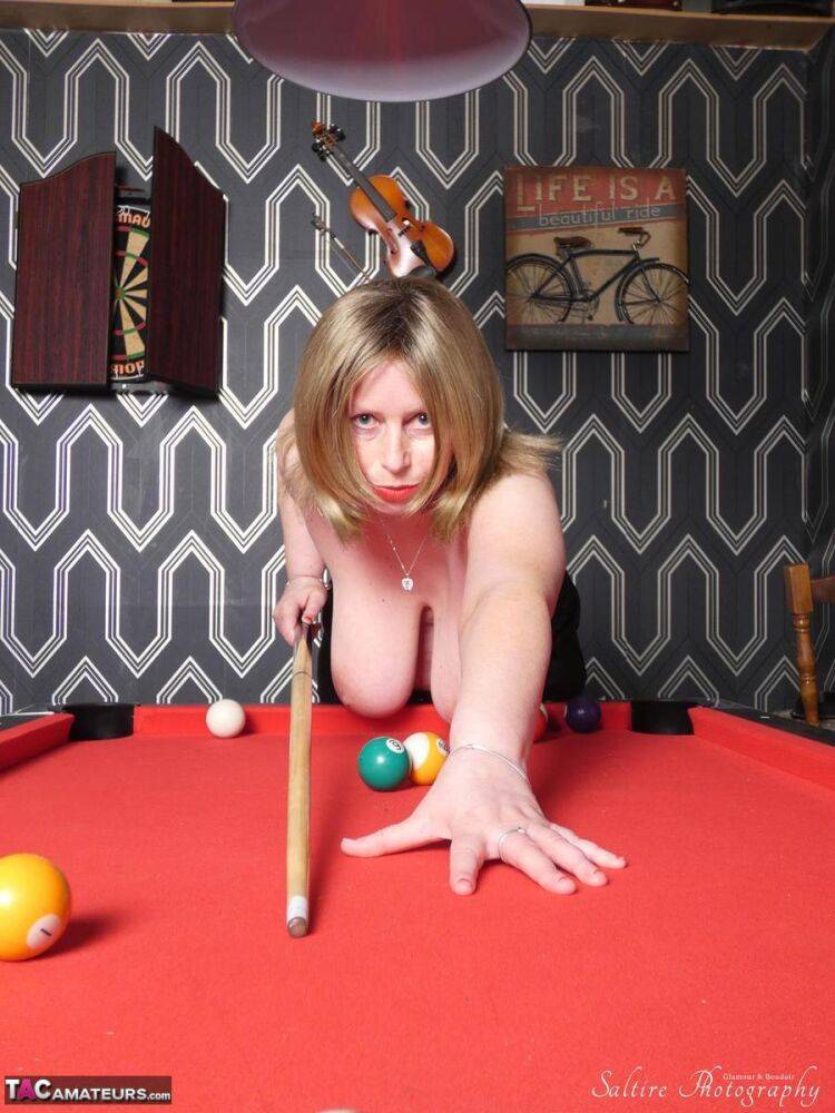 Big titted older blonde Posh Sophia shoots pool while topless in a bar - #4