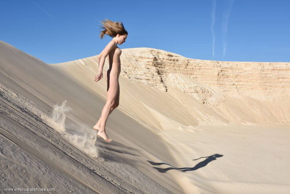 Pretty girl Maxa ascends and descends a sand dune in the nude - #8