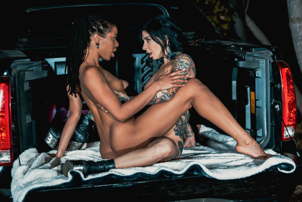 Kira Noir And Joanna Angel Licking Passionately Outdoors - #14