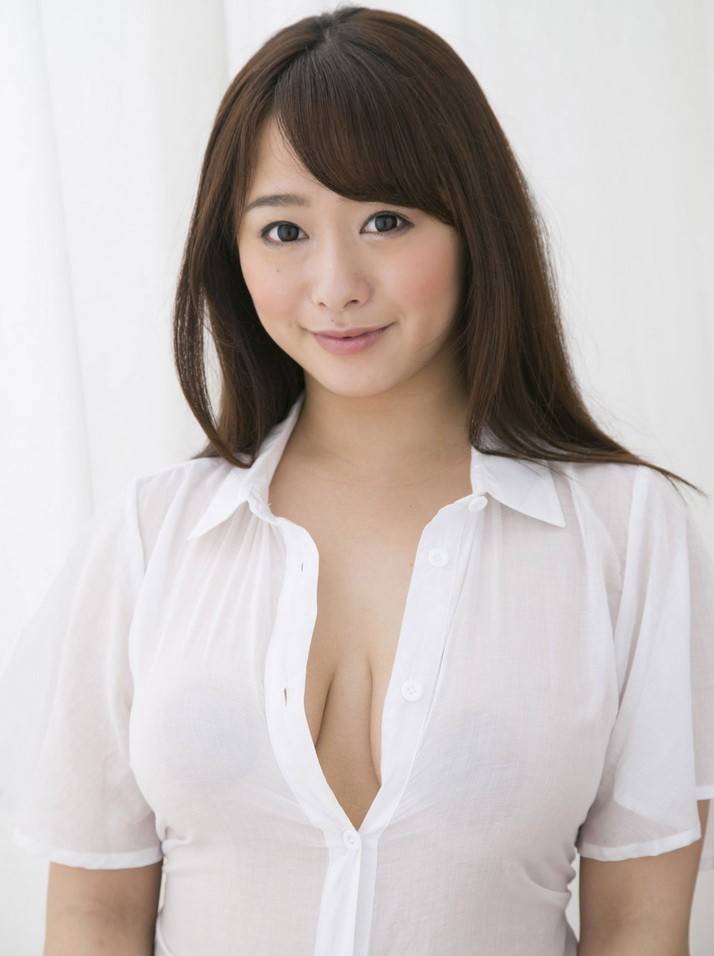 Busty asian marina shiraishi showin tits and pussy - #5