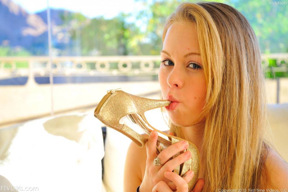 Beautiful Blonde Teen Madison Chandler Stuffs Her Tight Cooch With Her Stiletto Shoes - #13