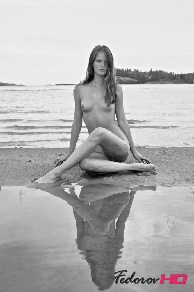 Fedorov-hd-ashanti-north-sea-russian-beauty-outdoor-nudes - #7