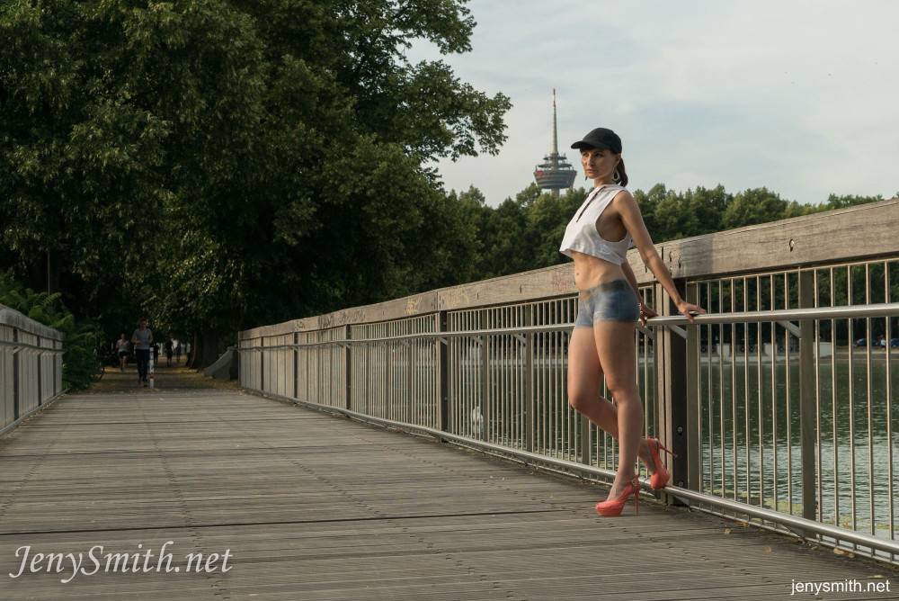 Jeny smith walking outdoors in illusory painted shorts - #5