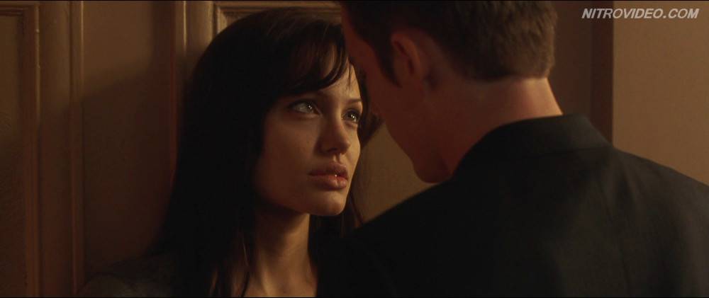 Sexual brunette angelina jolie fucked in taking lives - #1