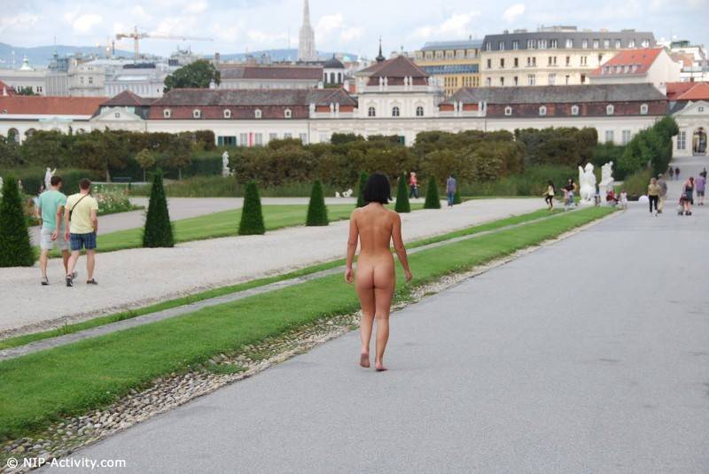 Rihanna samuel nude in public - #16