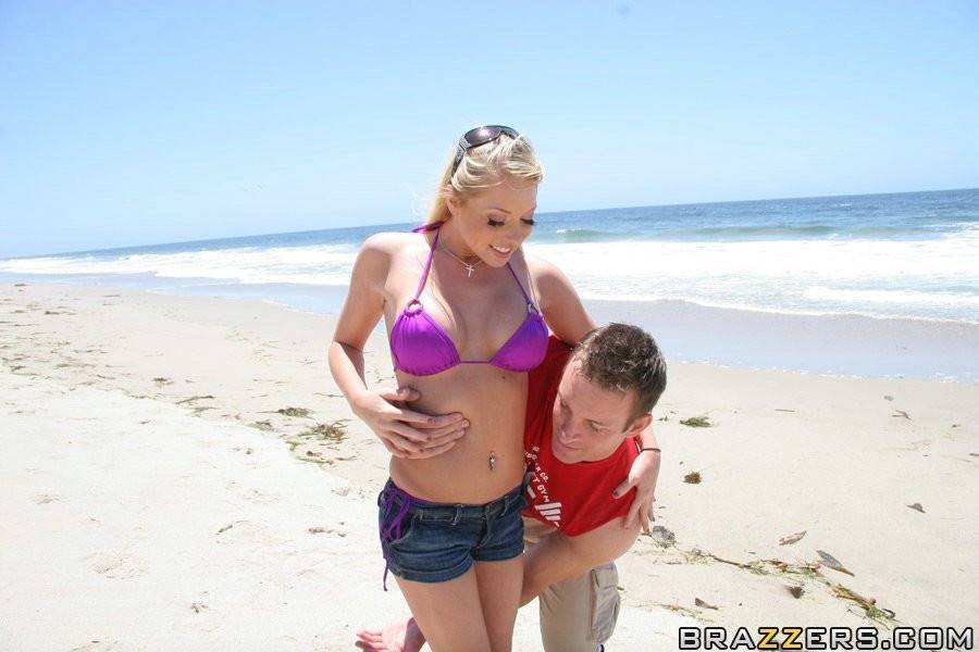 Curious women Shawna Lenee and Lucky Benton enjoy amazing groupsex action at beach - #1