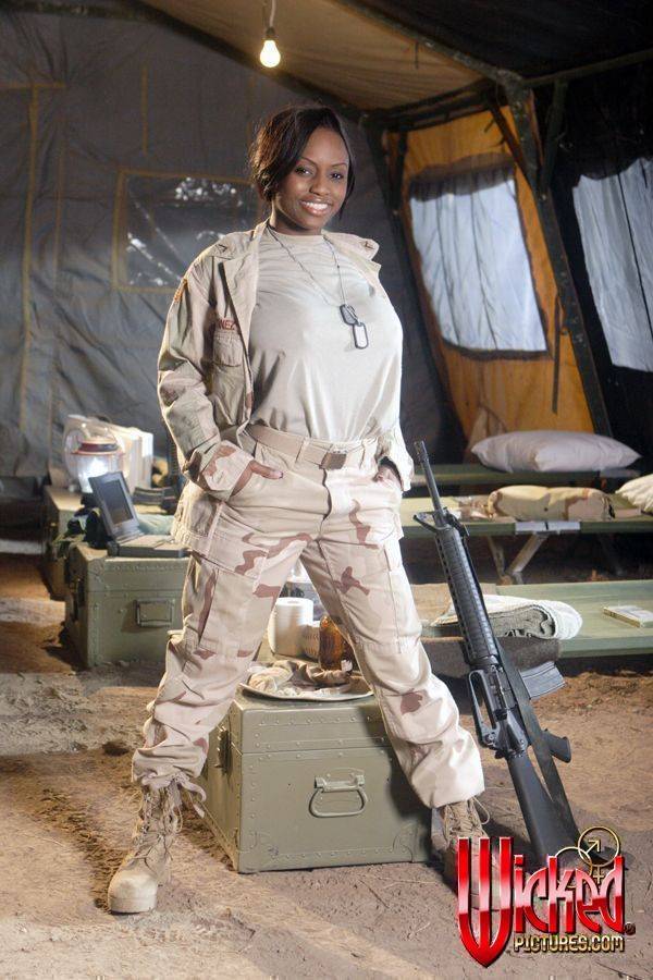 Black Military Woman Jada Fire Lost Any Shame When Showing The Burning Body - #9