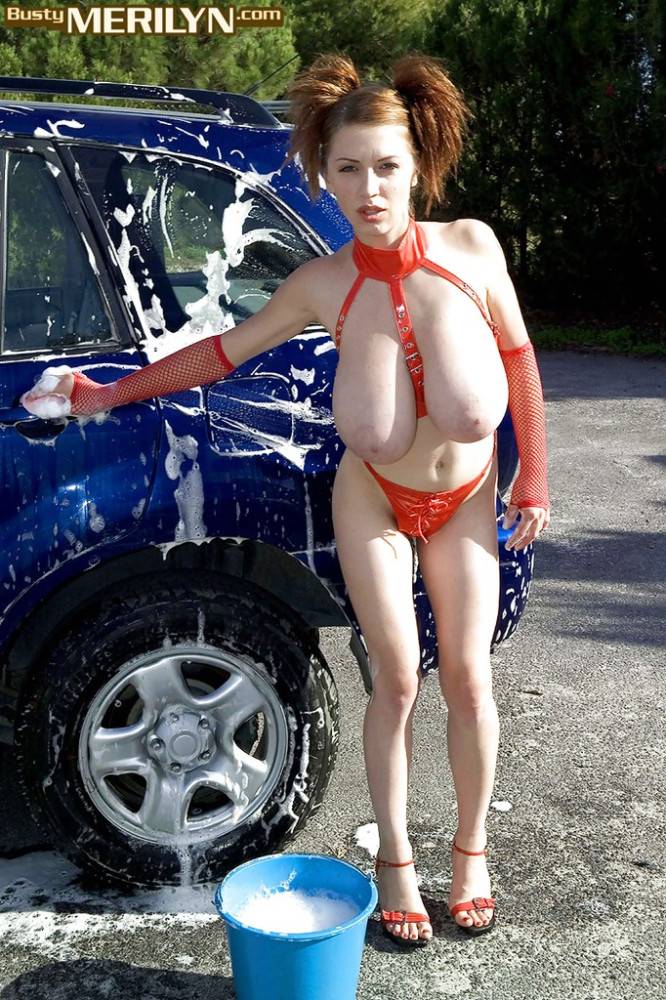 Seductive ukrainian milf Merilyn Sakova denudes big boobies and spreads her legs in the car - #1