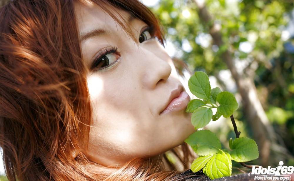 Svelte japanese teen Yu Satome in sexy posing gallery - #6