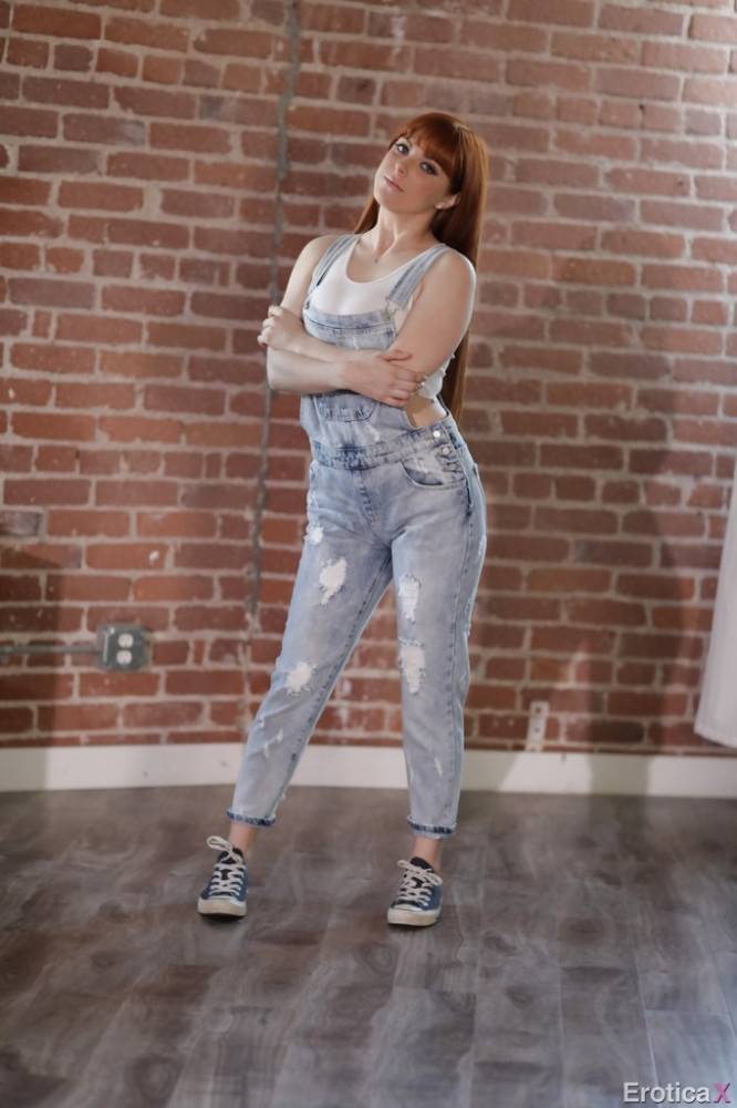 Excellent american redheaded Penny Pax in sexy jeans shows big boobies and butt - #1