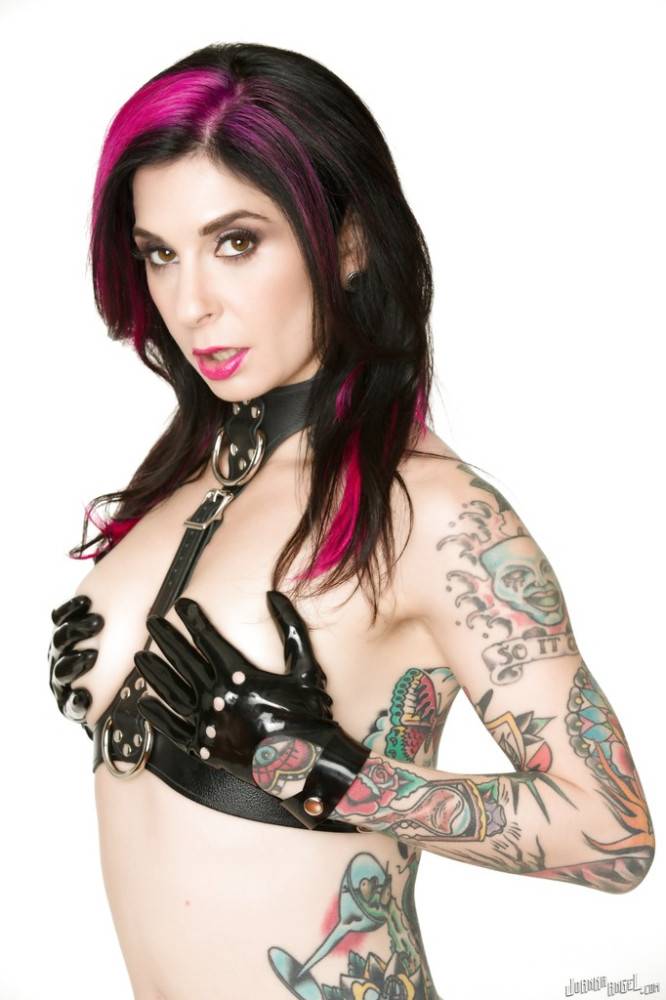 Curious american milf Joanna Angel in fetish gallery - #11