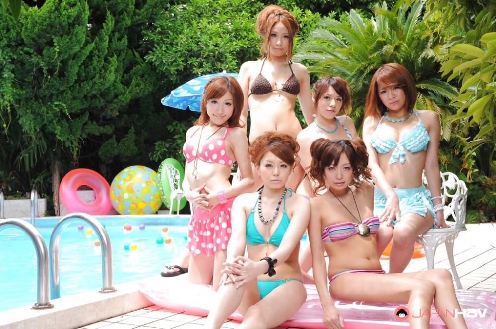 Japanese teen gfs in sexy swimsuits shown their beauty at the pool - #15