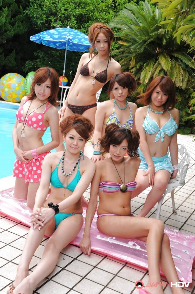 Japanese teen gfs in sexy swimsuits shown their beauty at the pool - #5