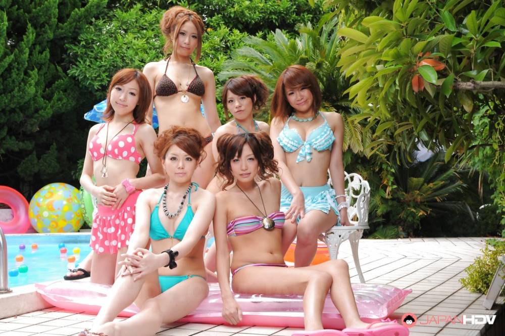Japanese teen gfs in sexy swimsuits shown their beauty at the pool - #14