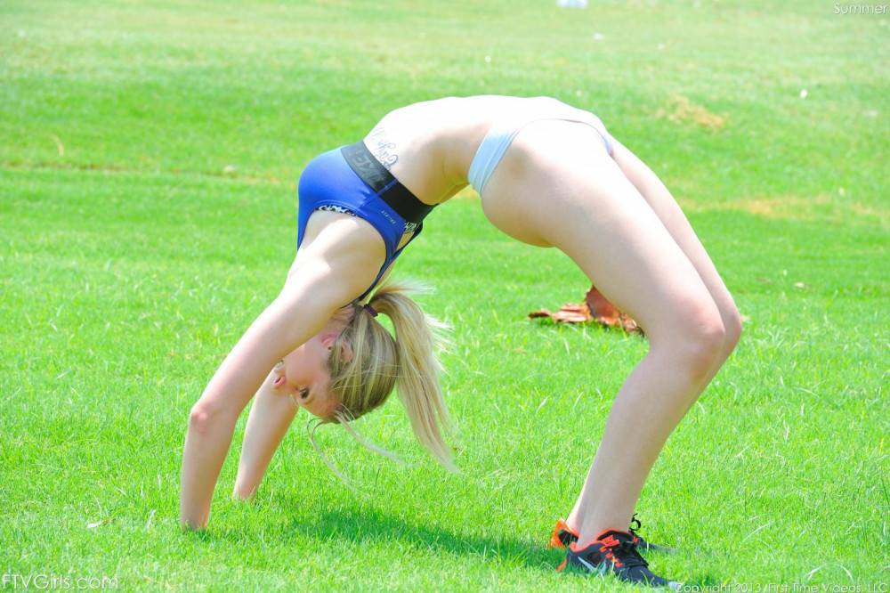 Salacious Blonde Summer FTV Jogs And Exercises In The Park Then Strips Naked - #7