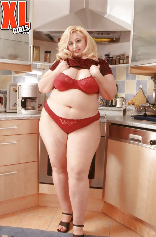 Appealing blond ssbbw Radka show some foot fetish in the kitchen - #2