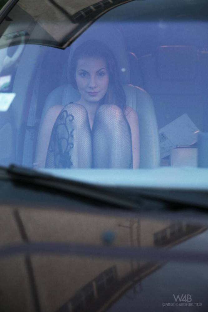 Busty Connie Carter In A Fishnet? Thatâ€™s A Dream Come True! And If You Will Watch The Images Closely, Perhaps You Will Notice Thereâ€™s An Old Volkswagen In There, Tooâ€¦ - #17