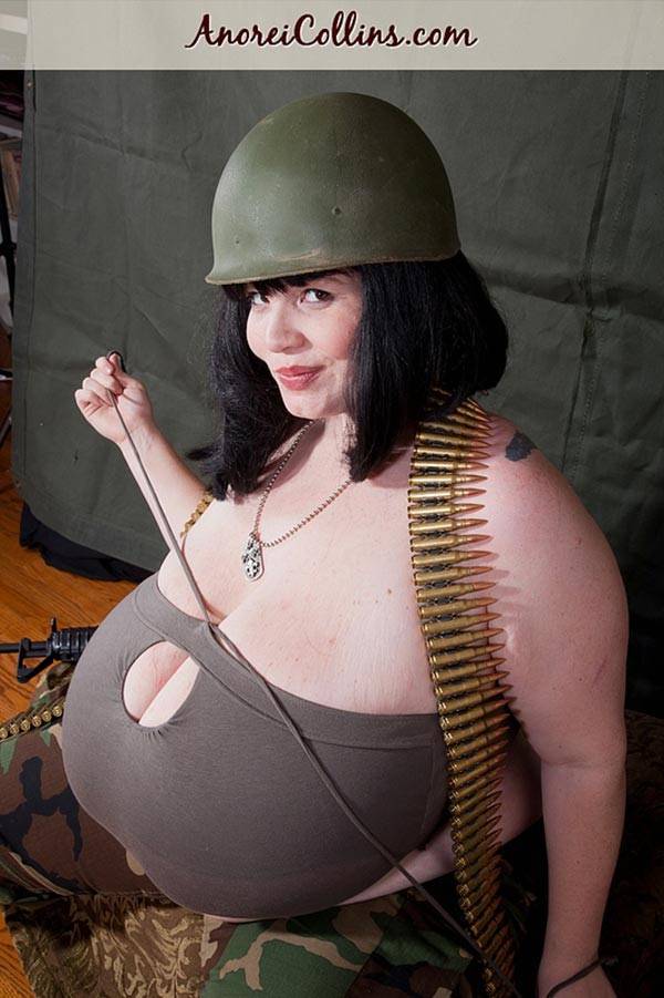 Army fat woman Anorei Collins playing with her massive guns - #6
