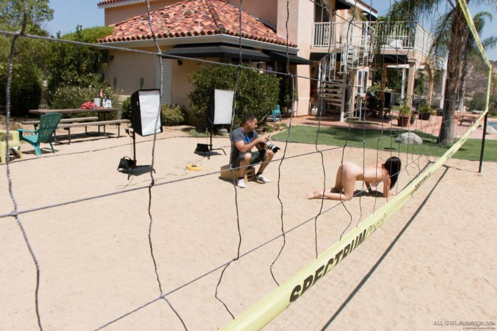 Jelena Jensen & Siri Enjoy Their Day In The Sun Posing At The Volleyball Court - #10