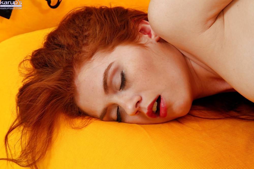 Slim american redhead teen Alice Green reveals tiny tits and masturbates - #17