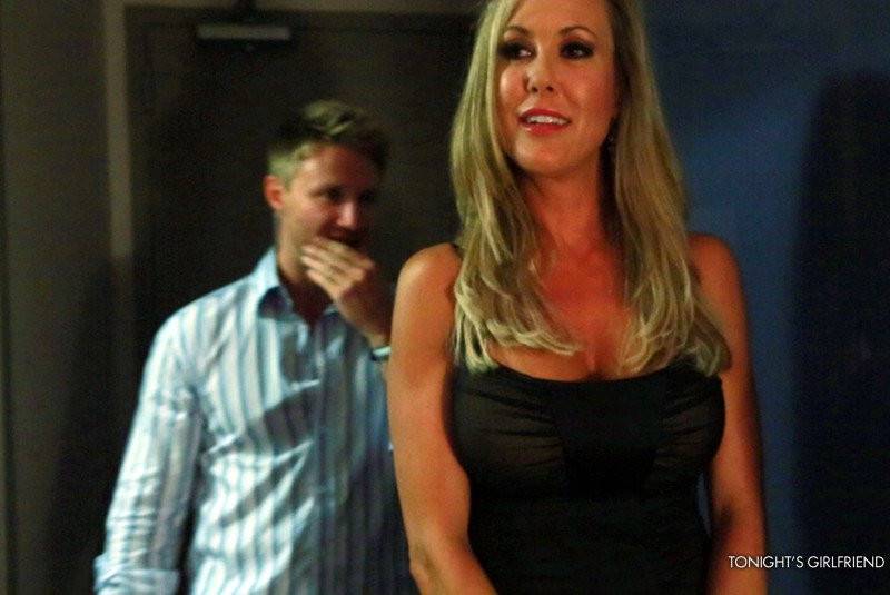 Big Cock Slides In And Out The Experienced Pussy Hole Of Bosomy Milf In Stockings Brandi Love - #5
