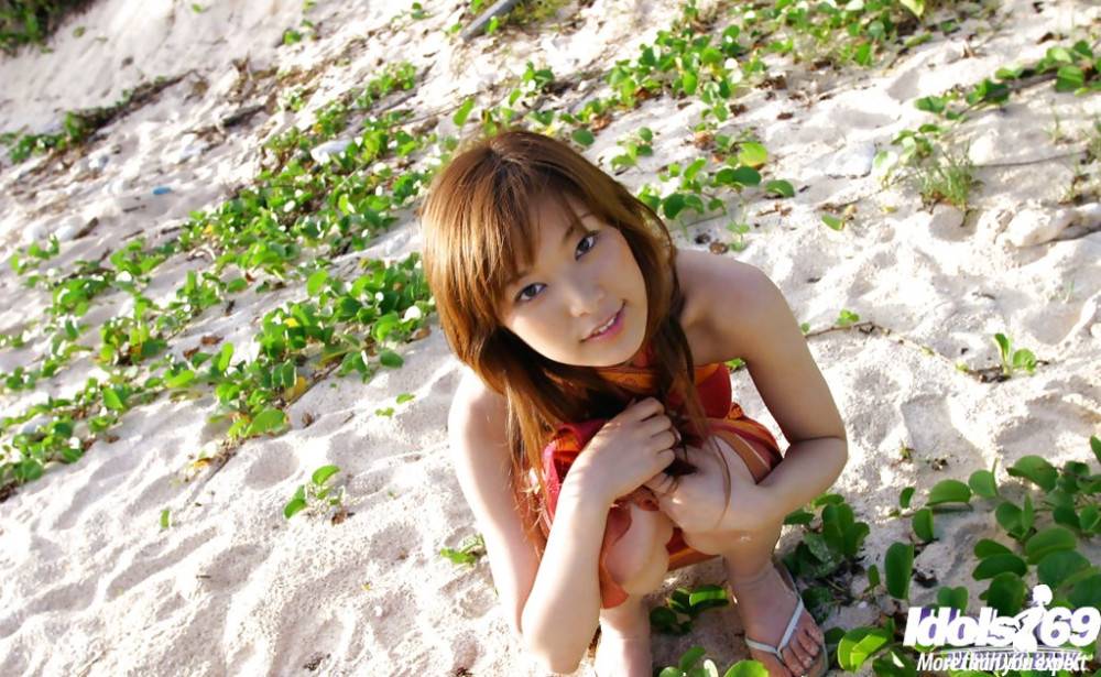 Enticing japanese babe Yua Aida loves some hot foot fetish at beach - #15
