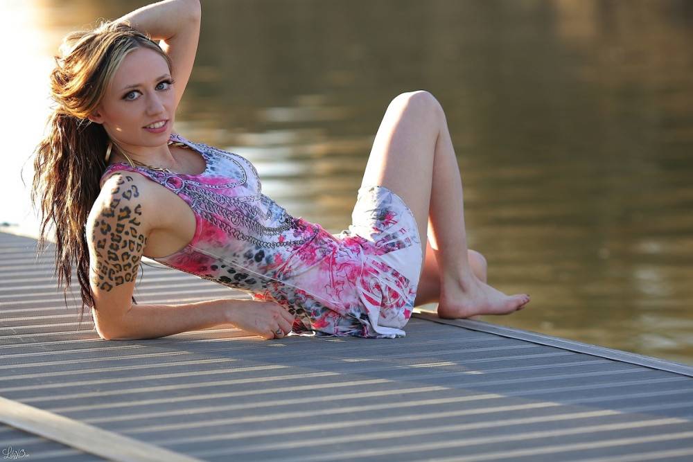 Wild Girl Lily Xo Poses In Her Pink Bikini As Well As Without It By The River - #9