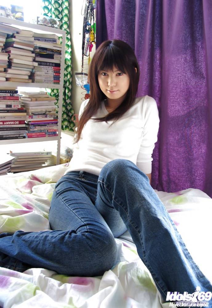 Sultry japanese babe Kurara in jeans exhibiting her butt - #4