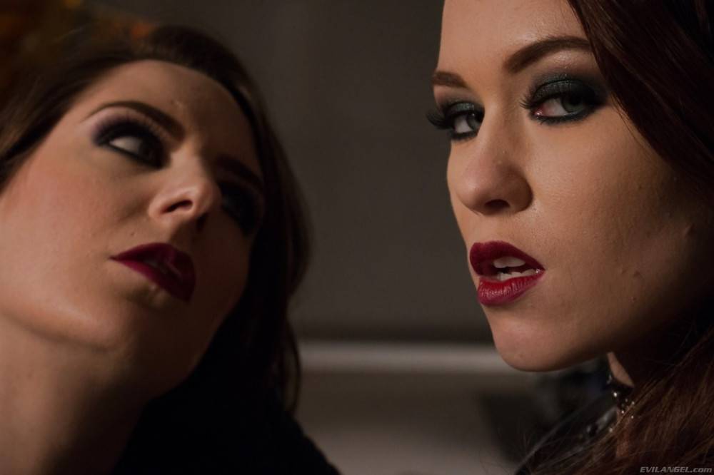 Amazing girls Samantha Bentley and Misha Cross make soft lesbian action - #10