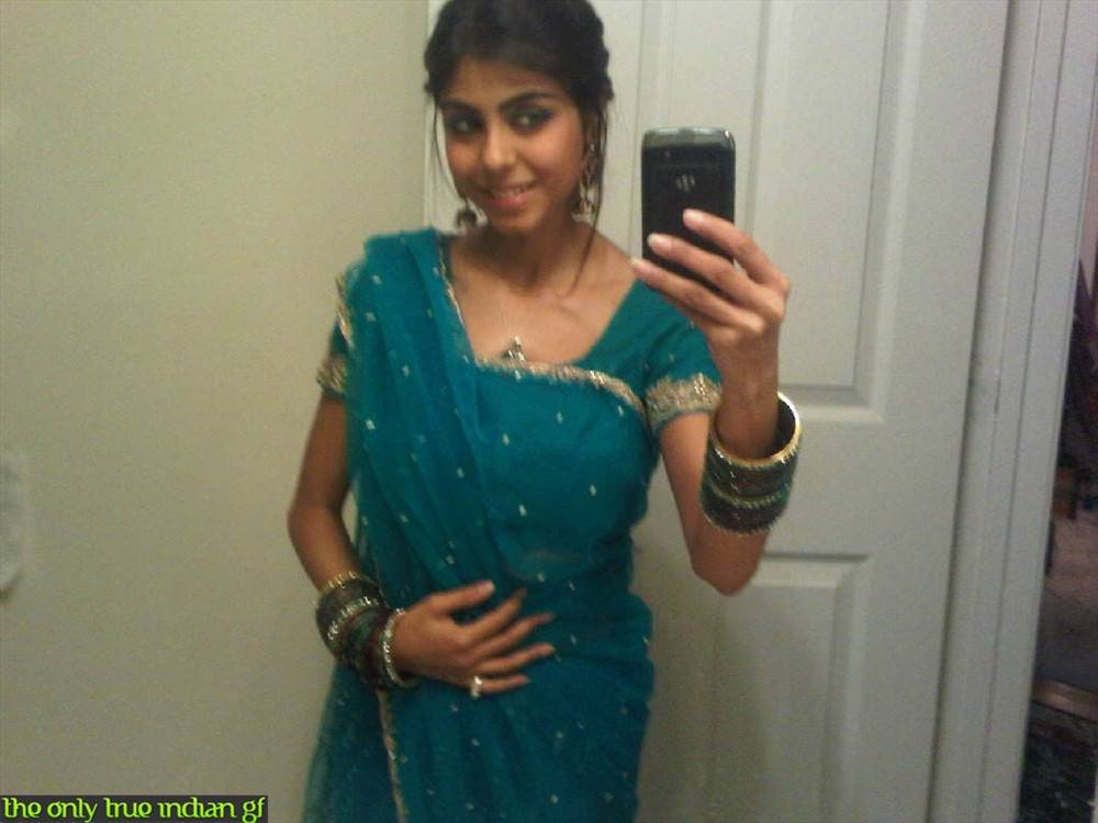 Indian female tales no nude self shots in the bathroom mirror - #3