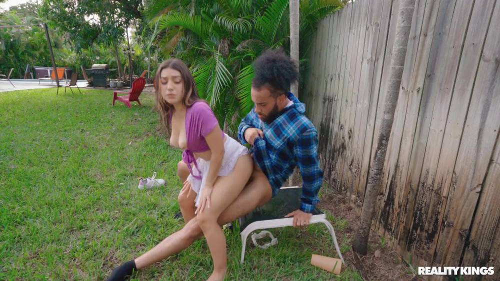 Violet Gems Pleases Horny Black Dude Outdoors - #10